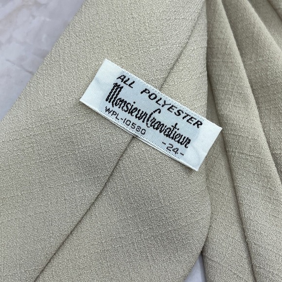 Retro Men's Monsieur Cravatieur 24 Polyester White Necktie Tie TJ4-T1 - Picture 2 of 2